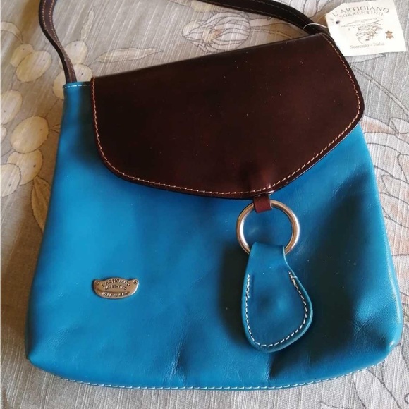 NWT Italian Leather Blue Crossbody Bag - Picture 10 of 10